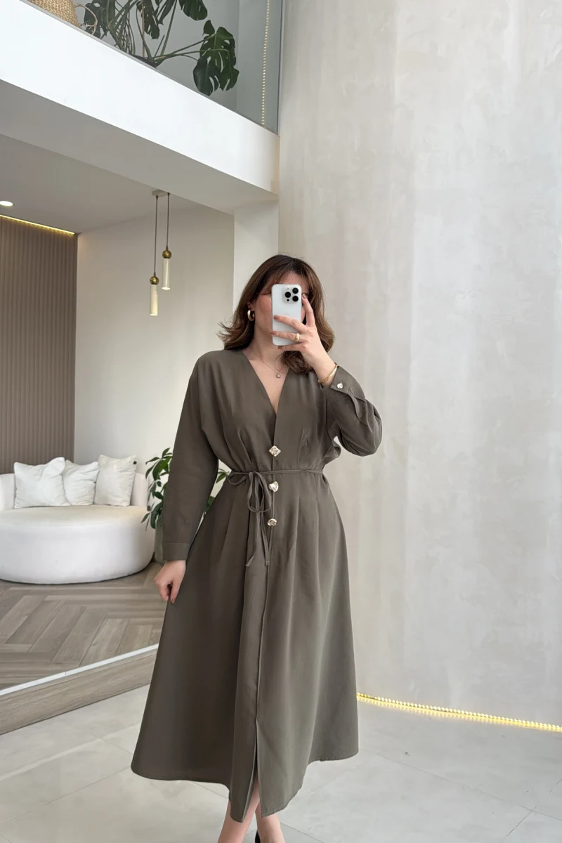 Önü Aksesuaar Detaylı Modal Elbise - Haki - Kod: 3078