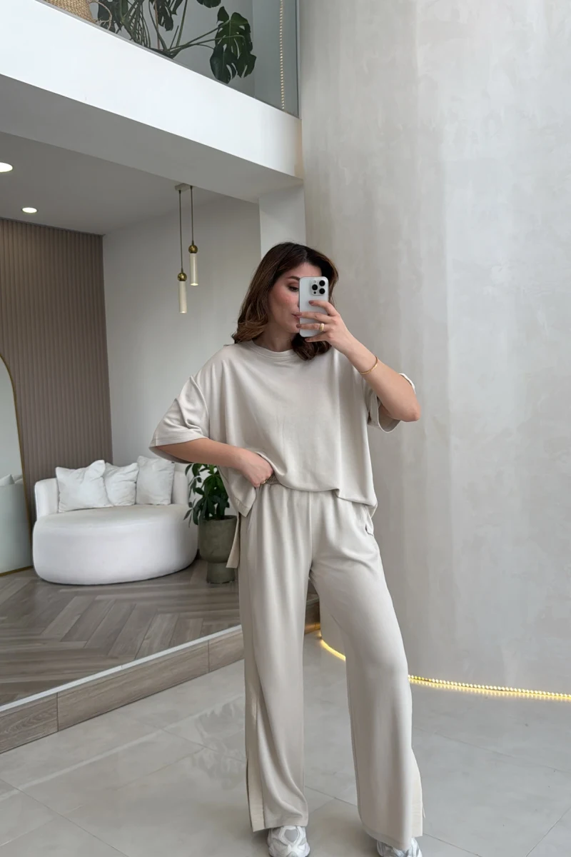 Castel Paraşüt Detaylı Yarım Kol Takım - Taş - Kod: 4118