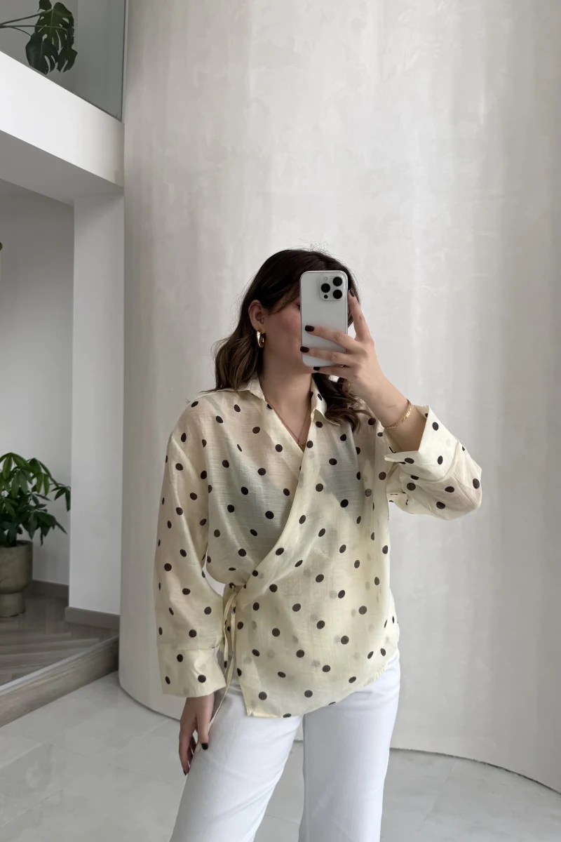 Beli Biyeli  Puantiye Desen Gömlek Bluz - Sarı - Kod: 580938