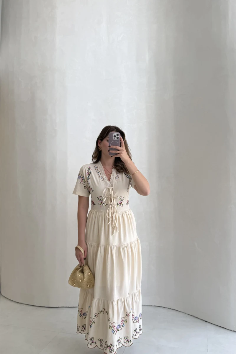Caroline Nakış Detaylı Elbise - Bej
