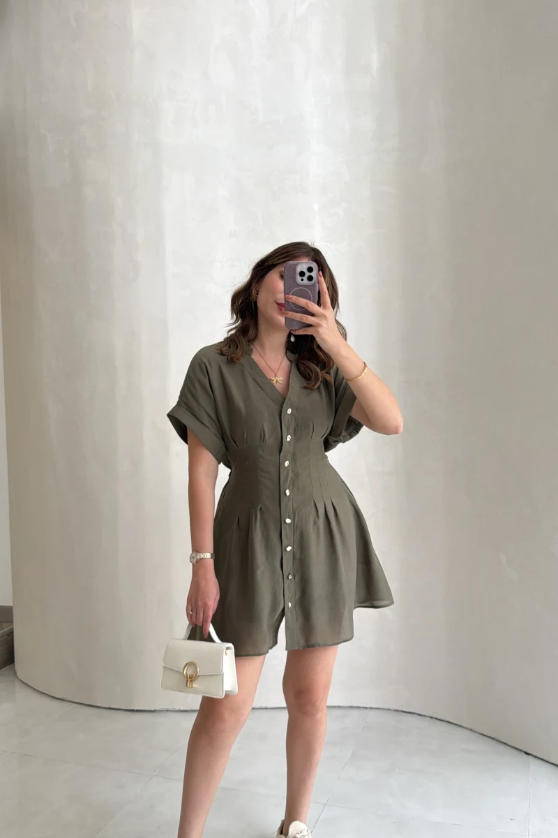 Bele Oturan Kuşaklı V Yaka Düğmeli Mini Elbise - Haki - Kod: 3080