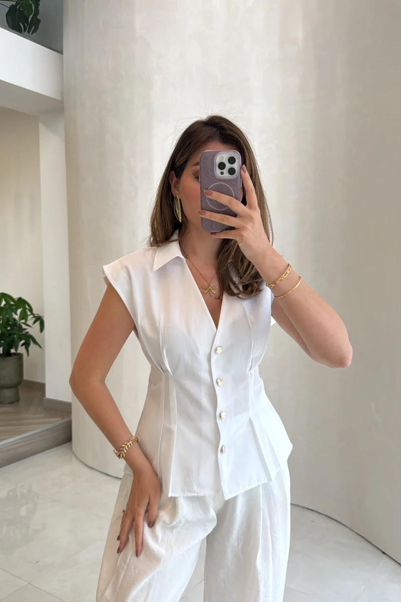 Miela Sıfır Kol Düğmeli Bluz - Beyaz - Kod: 2299