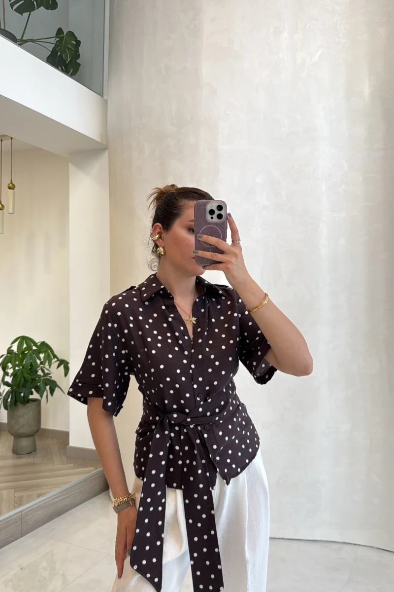 Puantiye Desenli Kemerli Gömlek - Kahve - Kod: 5501