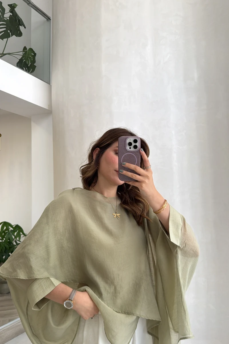 Uçuşan Pelerin Bluz - Ada Çayı - Kod: 5026
