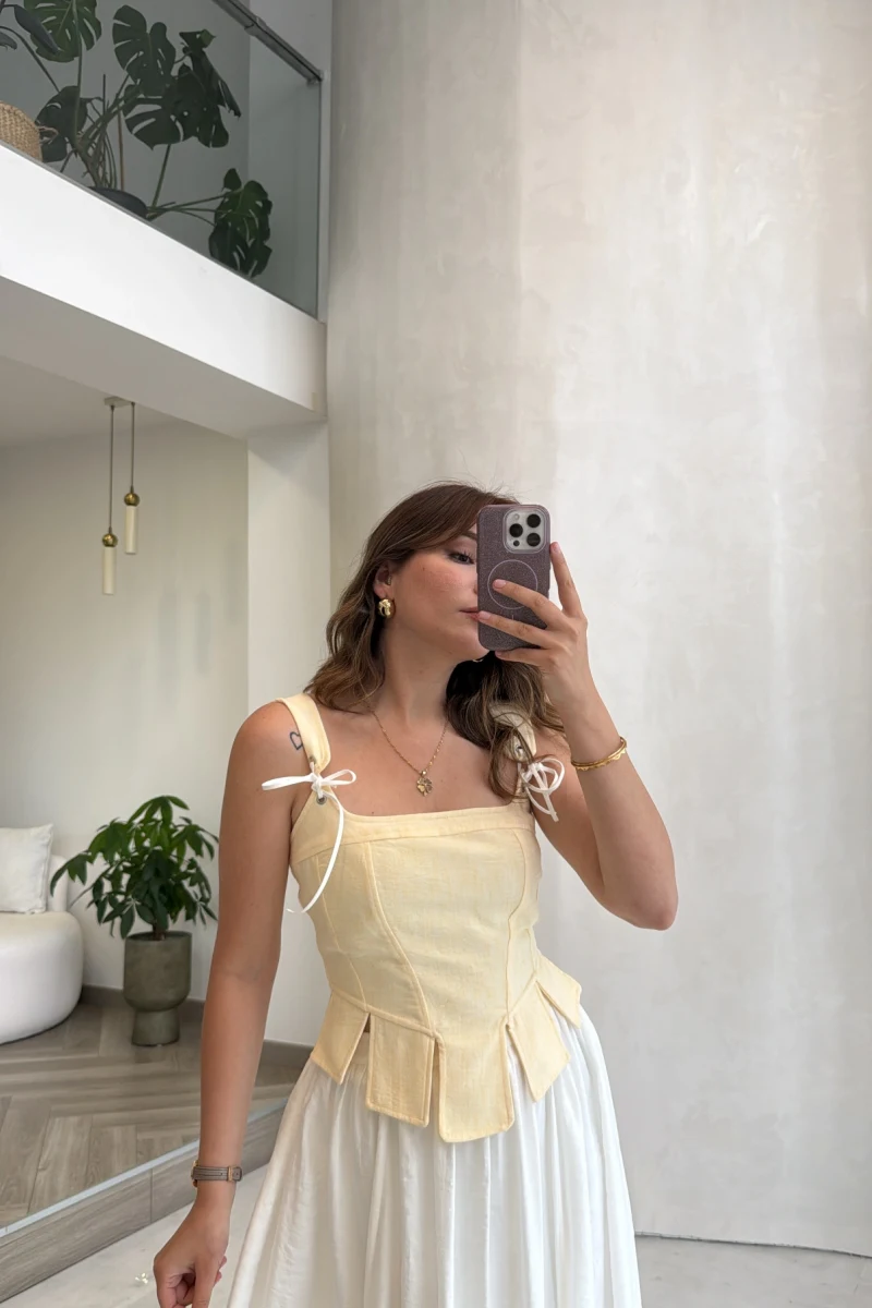Korse Detay Askılı Crop Bluz - Sarı - Kod: 580930