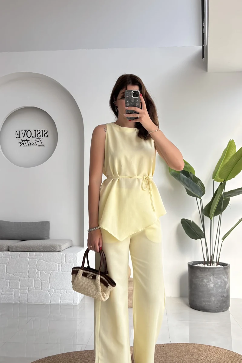 Adel Kuşaklı Asimetrik Bluz Pantolon Takım - Sarı - 8784