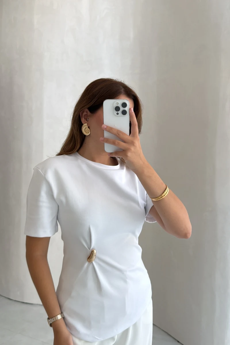 Aksesuar Detay Yarım Kol Bluz - Beyaz - Kod: 32445