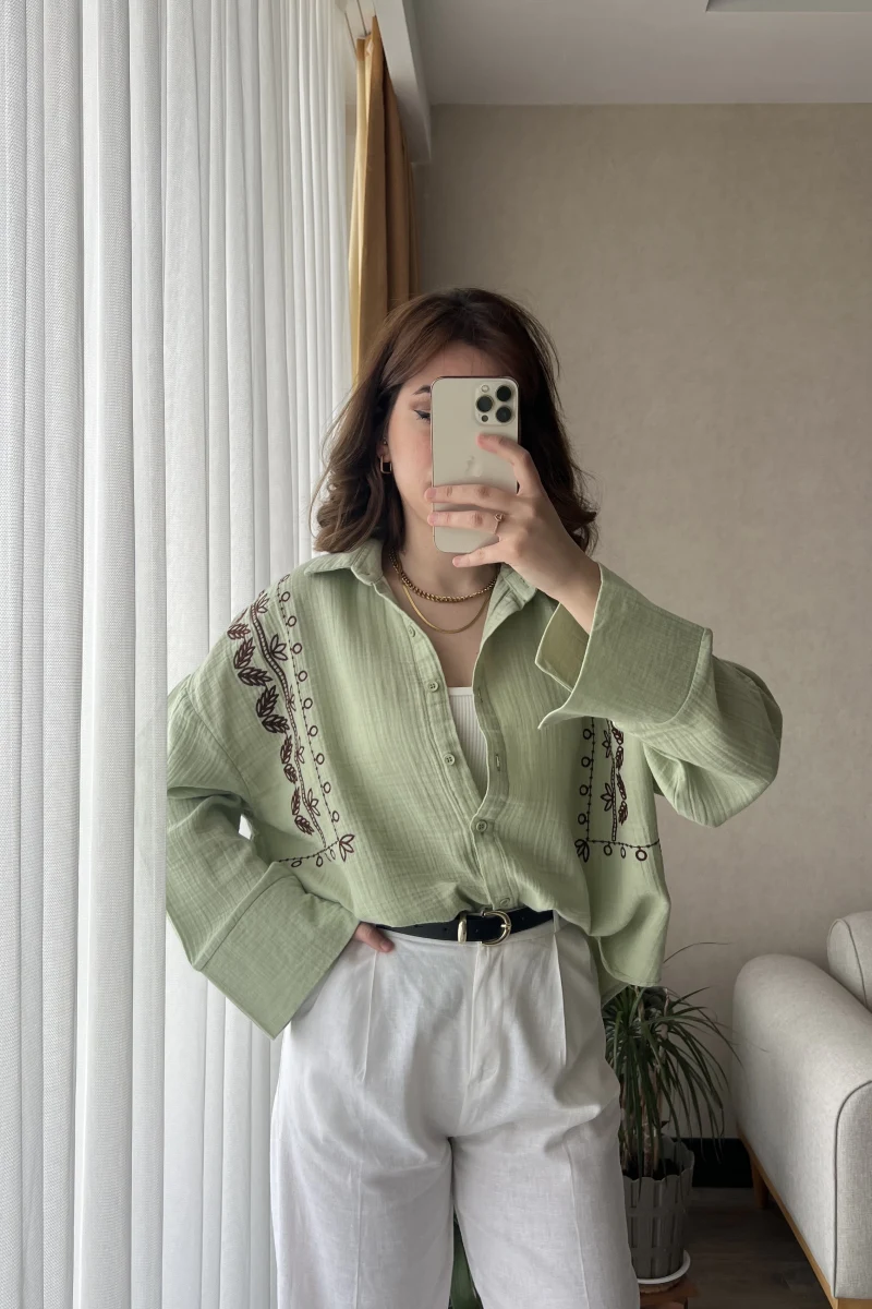 Aramis Nakış Detay Yeşil Gömlek