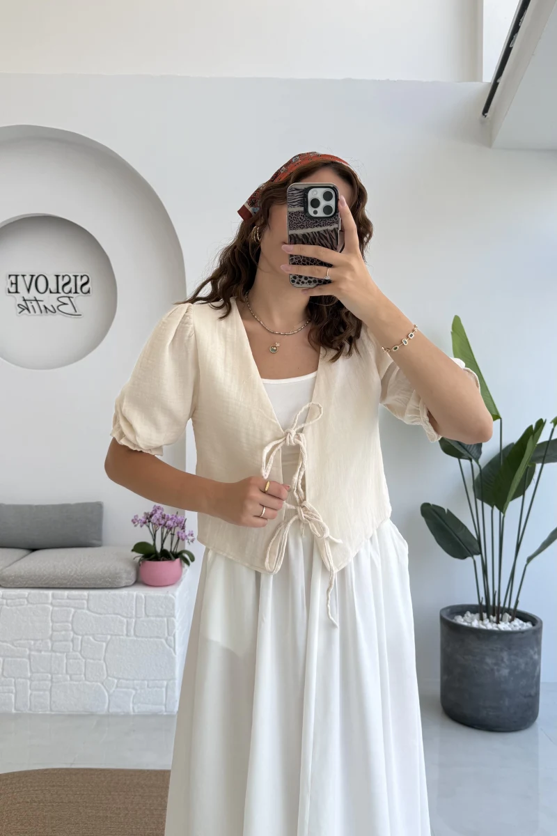 1017 - Arin Kolu Lastik Detay Bluz - Taş