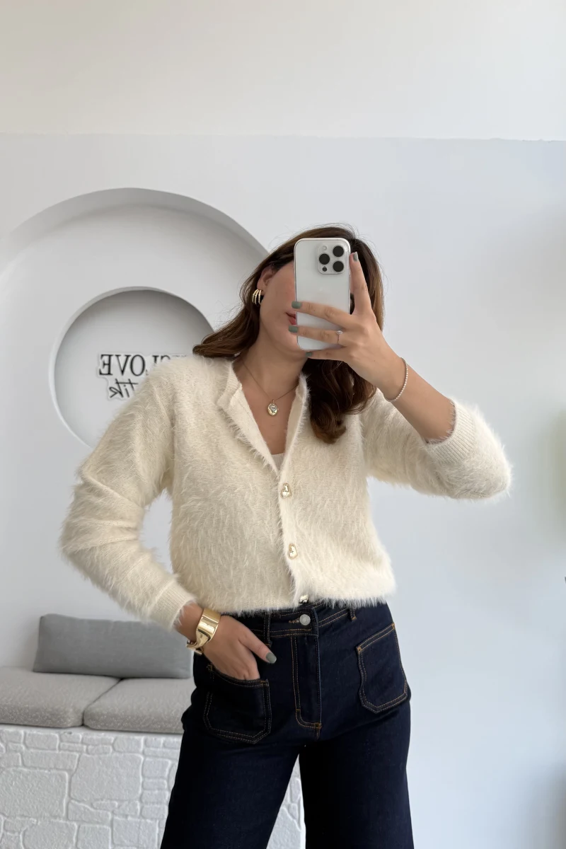 Arjana Kalp Düğmeli Sakallı Hırka - Ekru - Kod: 25502