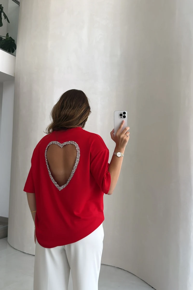 Arkası Taşlı Kalp Detaylı Tshirt - Kırmızı