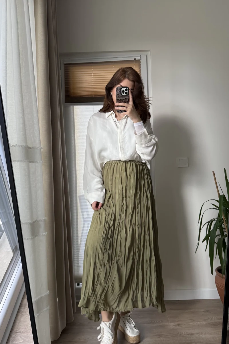 Astarlı Çağla Yeşili Kloş Kırışık Etek