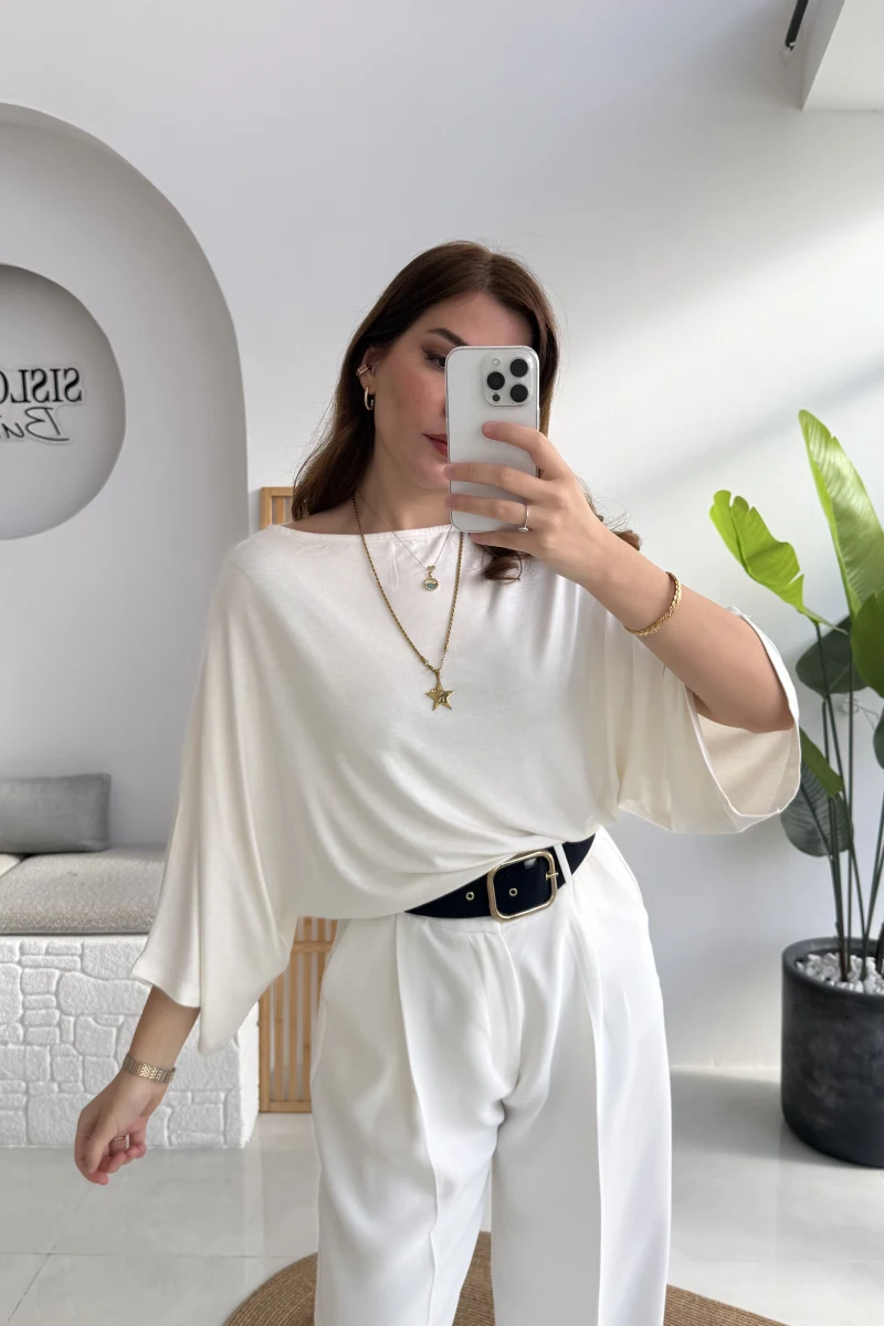 Athena Modal Yarasa Kol Kayık Yaka Bluz - Ekru