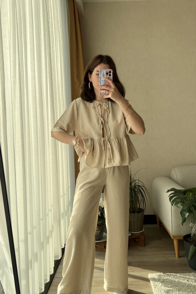 Baby Önden Bağlamalı Krem Takım