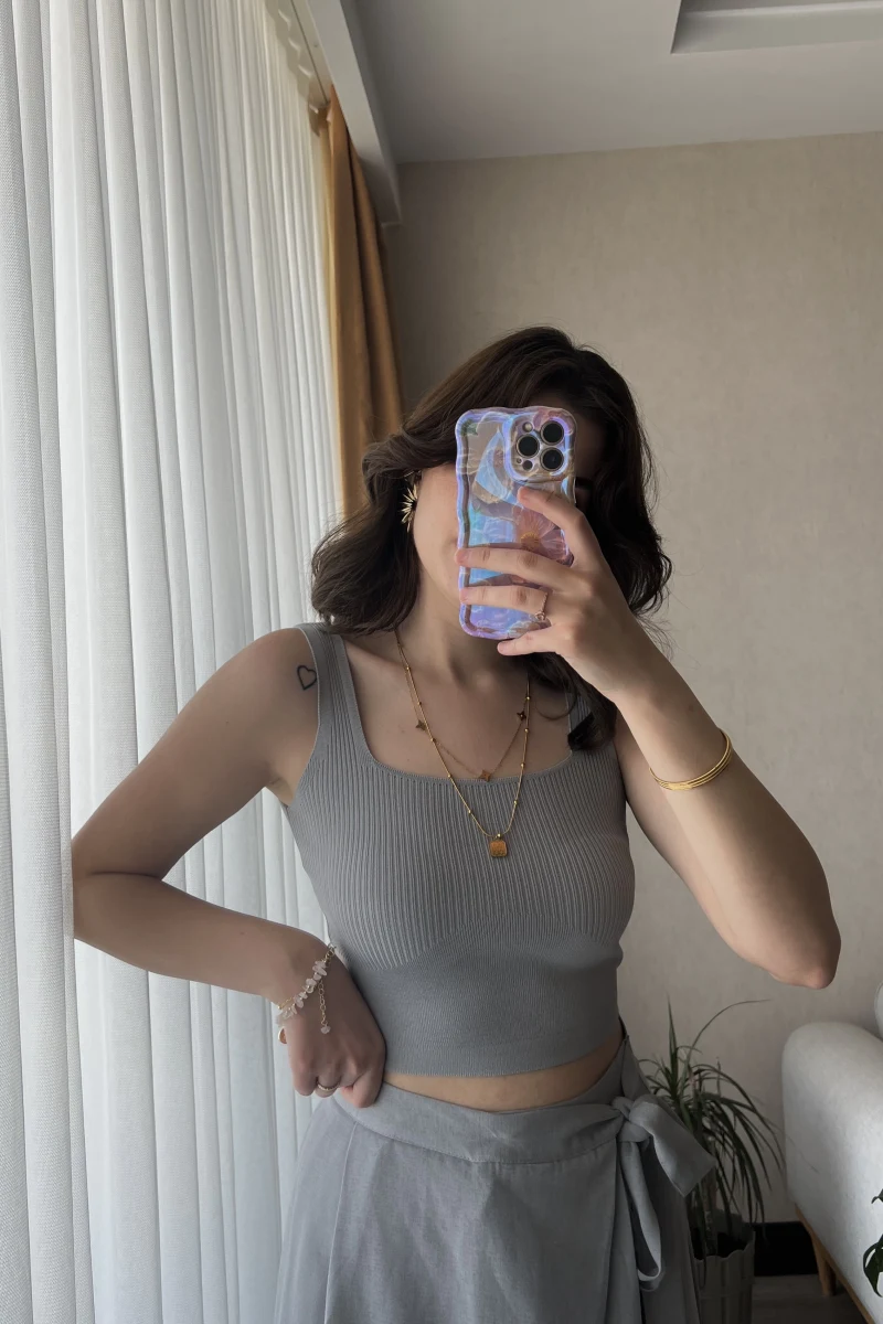 Basic Fitili Gri Crop