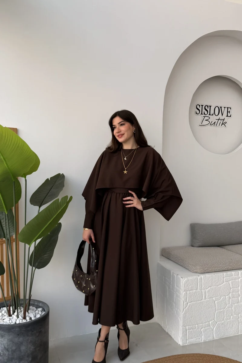 Celine Pelerin Detay Kuşaklı Elbise - Acı Kahve - Kod: 2344