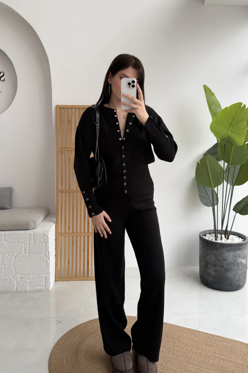 Çıt Çıt Düğme Detay Triko Takım - Siyah