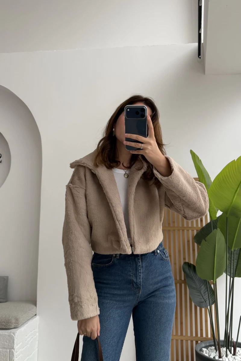 Crema Crop Kürk Mont Taş Kod - Kod: 9620