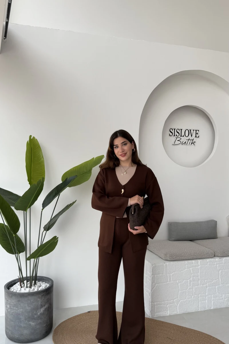 Damla Düğmeli Triko Takım - Kahverengi