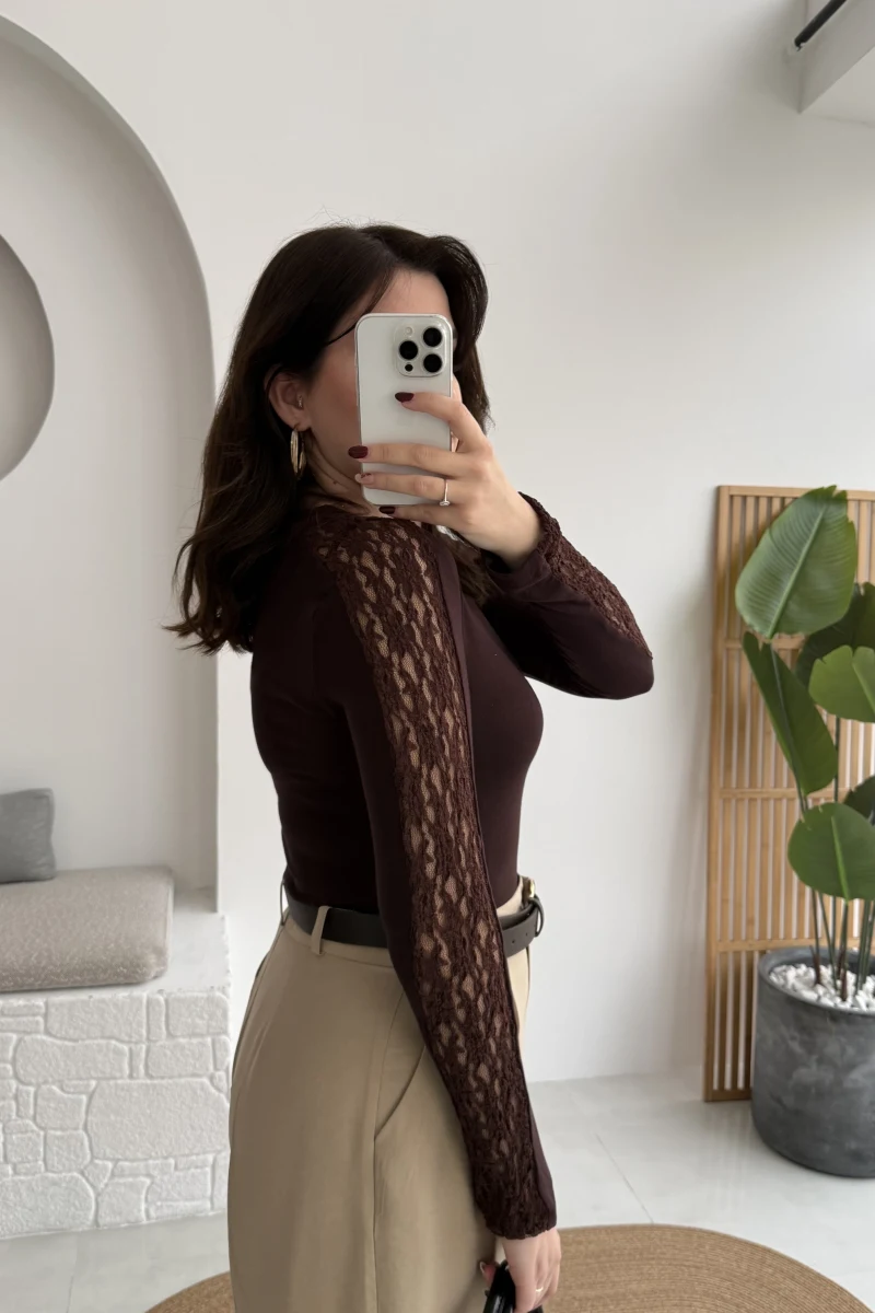Dantel Detay Parmak Geçmeli Body - Acı Kahve