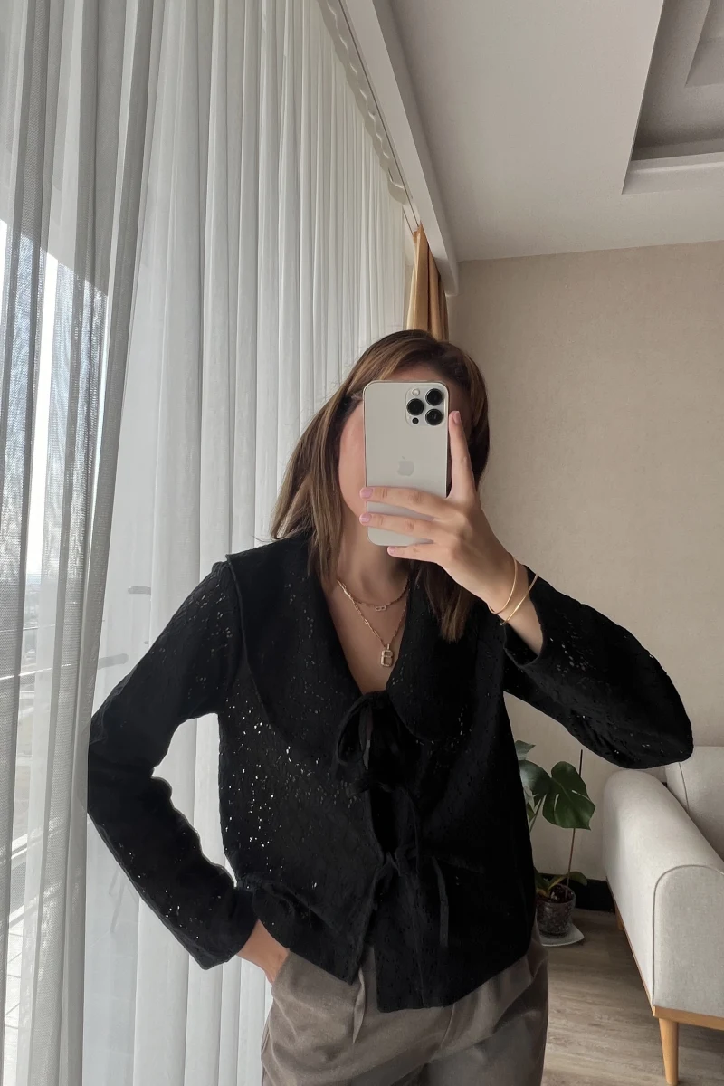 Dantelli Bebe Yaka Siyah Rengi Gömlek