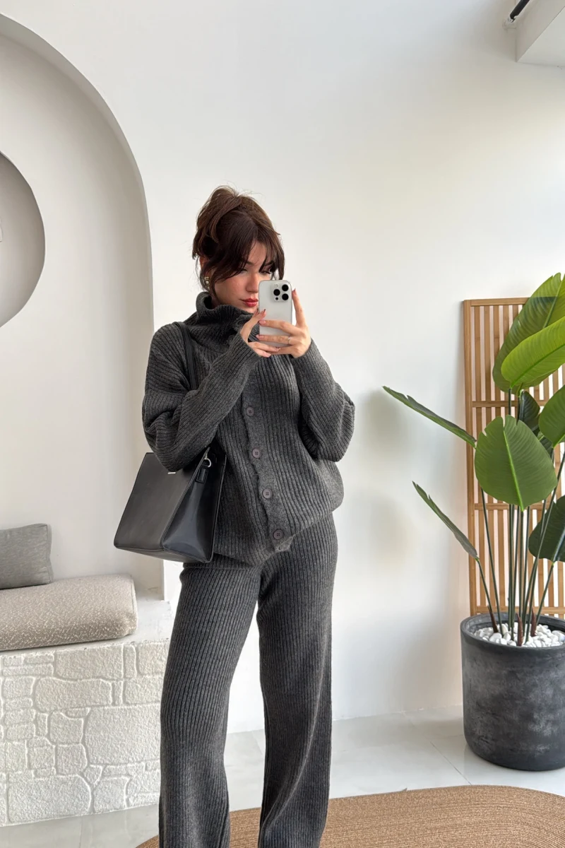 Delaney Boğazlı Triko Hırka Takım - Antrasit