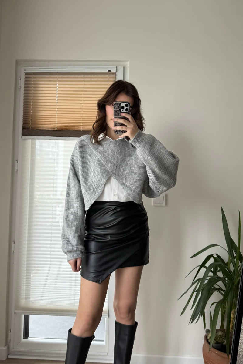 Deri Asimetrik Siyah Etek