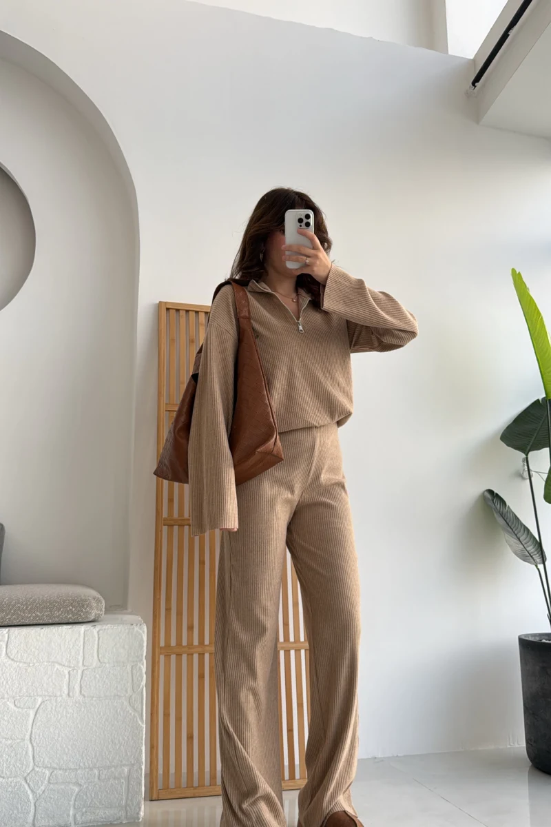 Drew Dik Yaka Fermuarlı Triko Takım - Camel