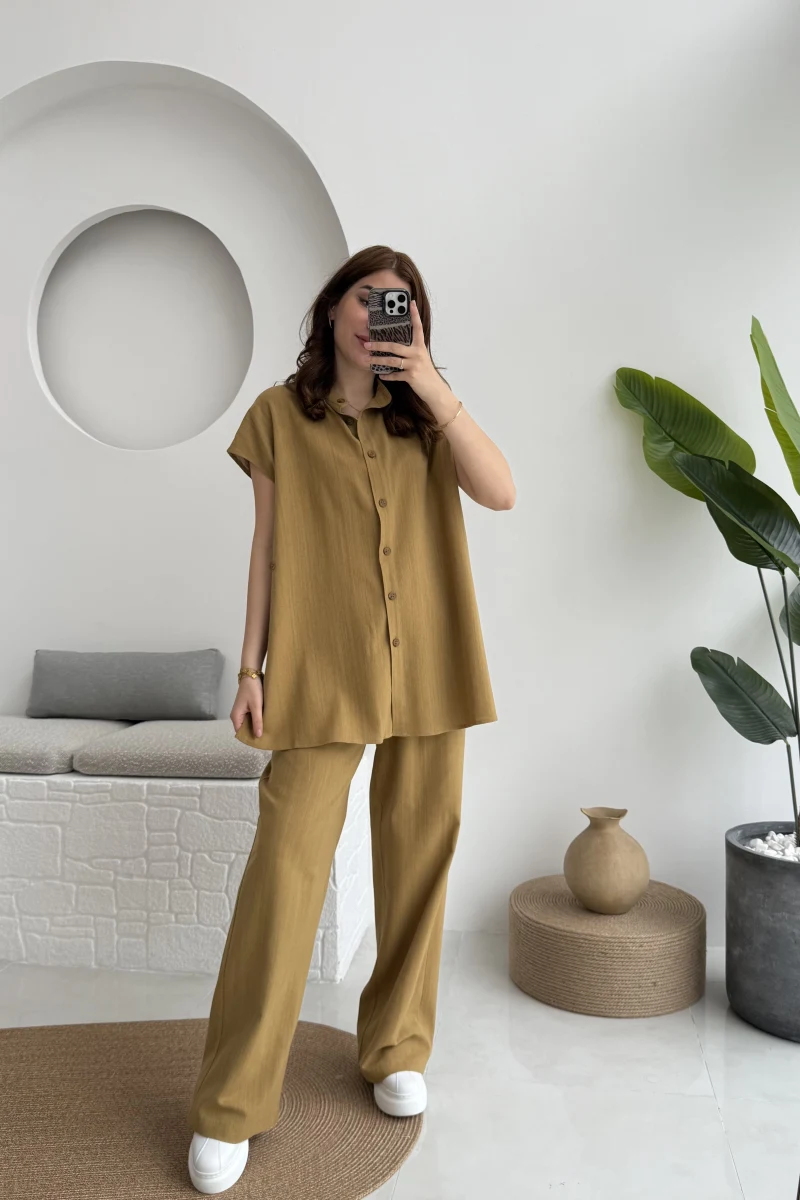 Düğme Detay Yelek Takım - 8613 - Hardal