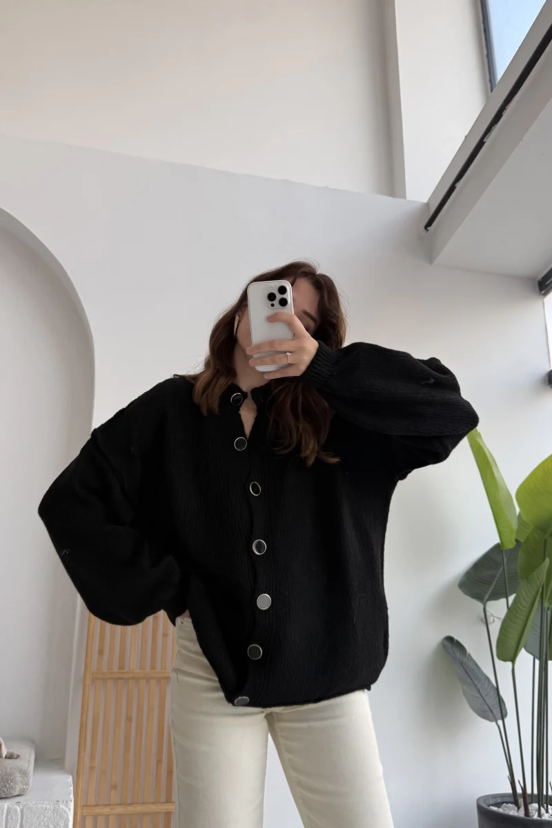 Düğmeli Balon Kol Hırka - Siyah