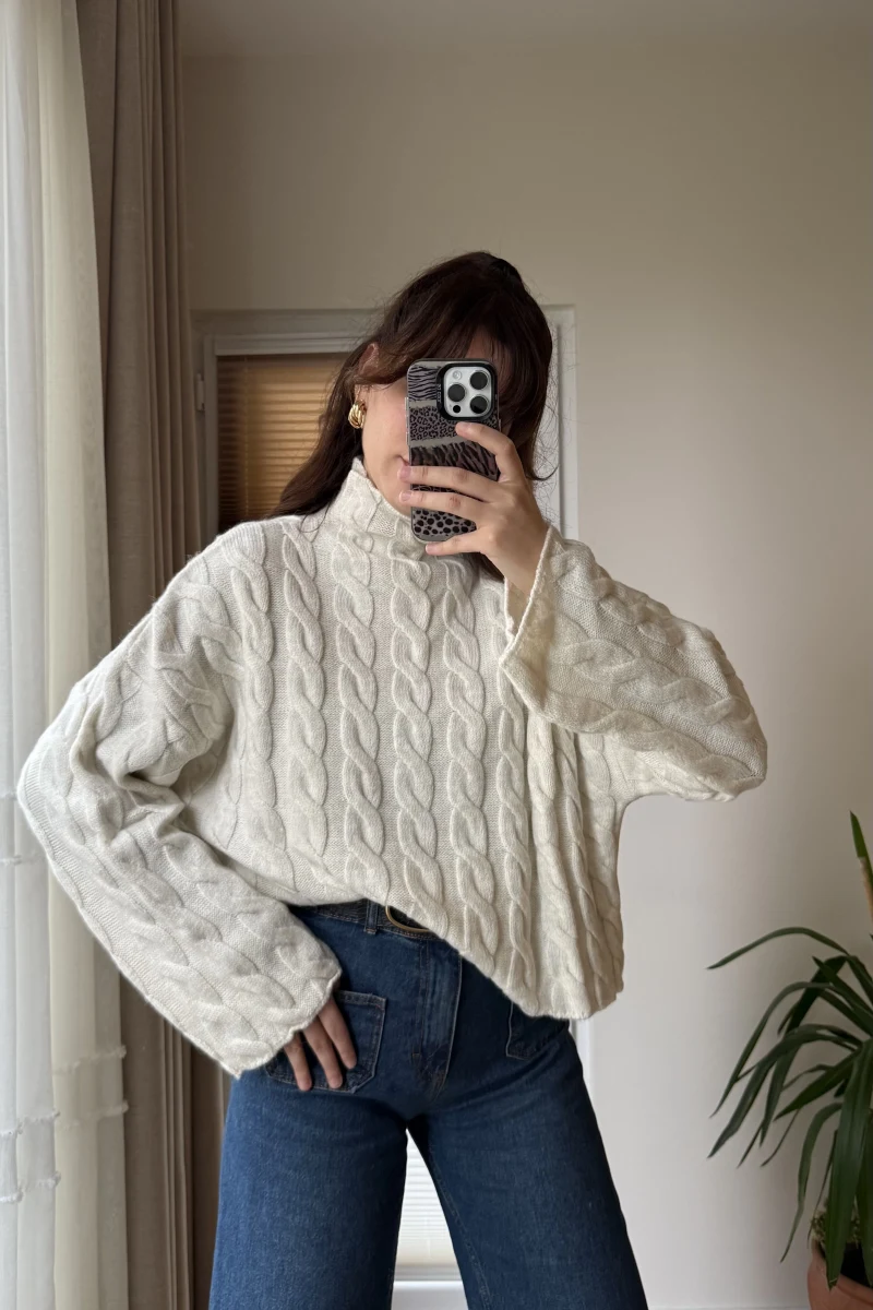 Ekru Balıkçı Yaka Örme Triko Kazak