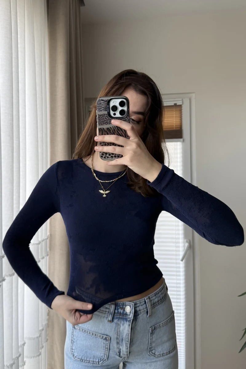 Erimiş Görünümlü Bluz Lacivert