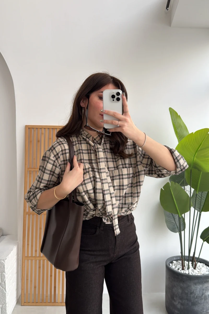 Fular Bağlamalı Taşlı Gömlek - Bej - Kod: 2180