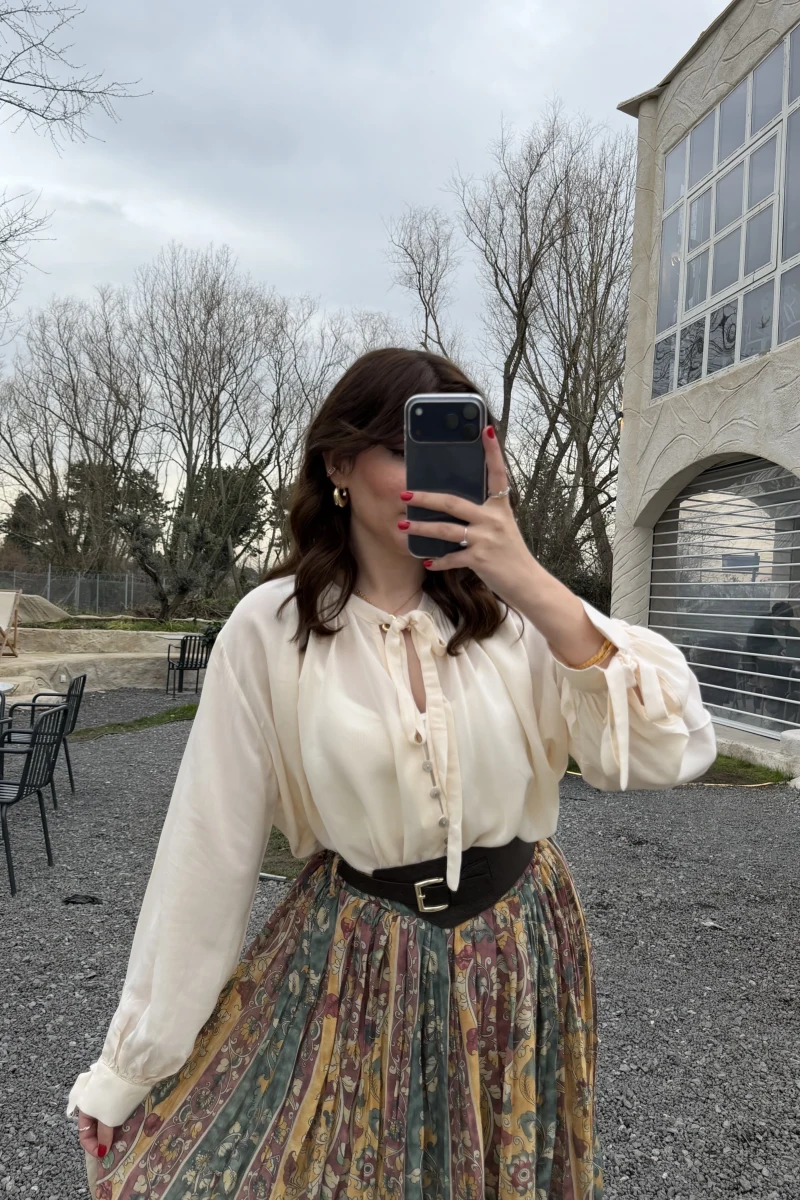 Georgia Bağlama Detaylı Dökümlü Gömlek - Ekru - Kod: 4988