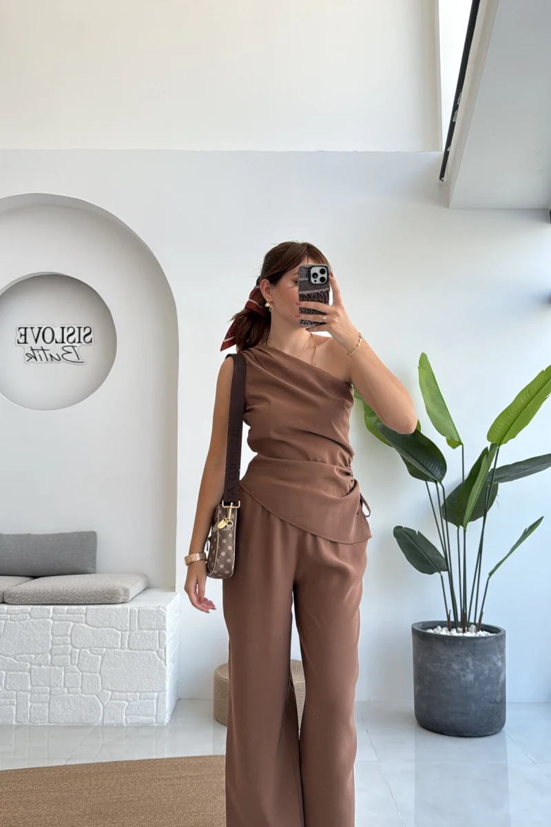 Gilda Tek Omuz Asimetrik Kesim Takım - Kahve