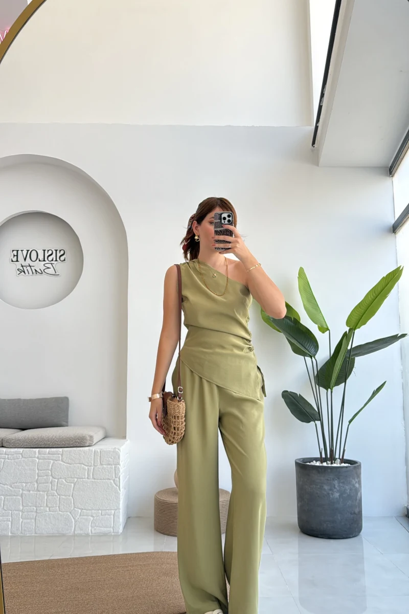 Gilda Tek Omuz Asimetrik Kesim Takım - Yeşil