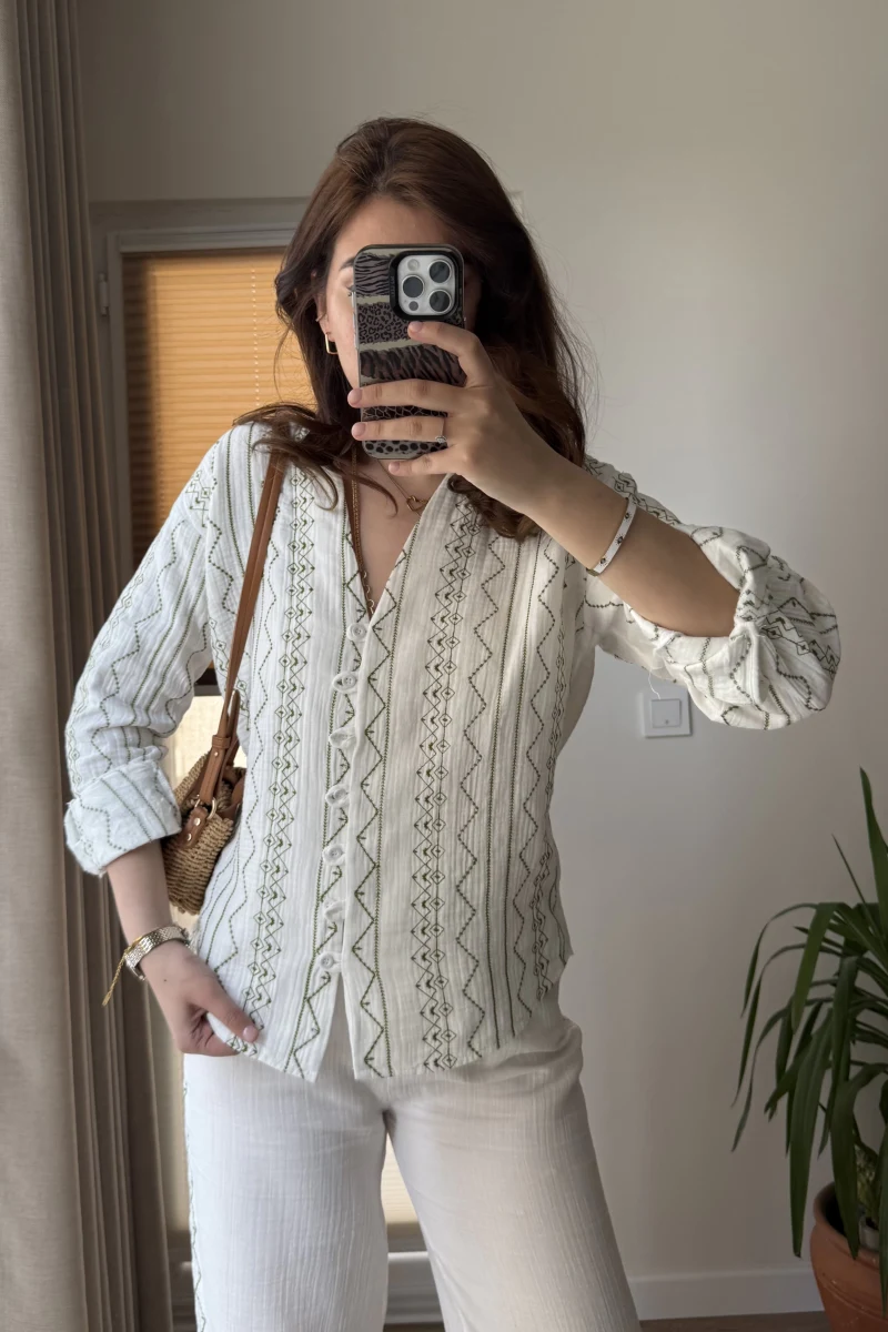 Gömlek Nakış Detay Beyaz 2035