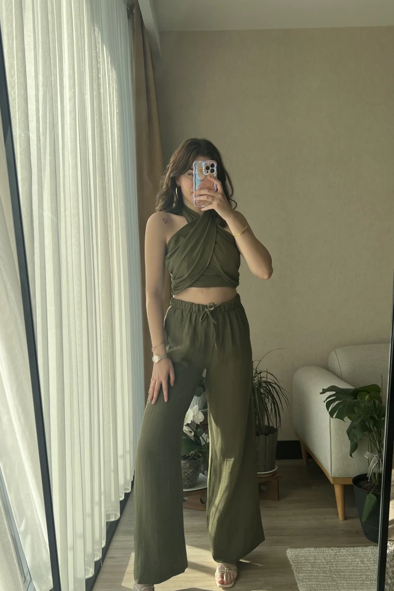 Haki Boyundan Bağlamalı Müslin Kumaş Takım