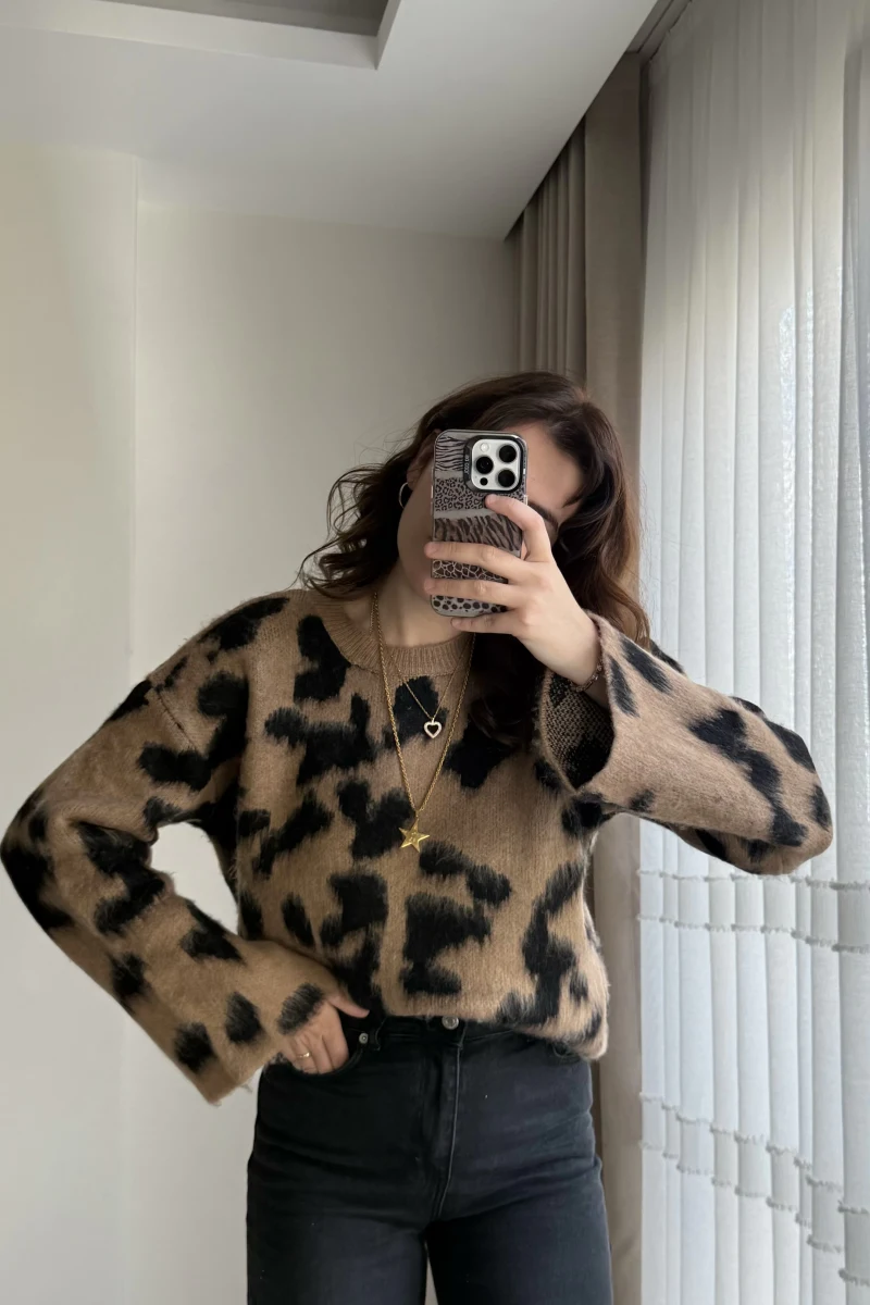 Kalın Kahverengi Leopar Kazak