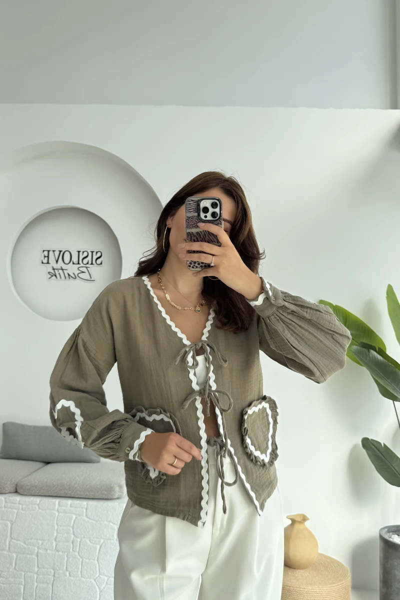 Kalp İşlemeli Pinterst Bluz - Haki - 1027