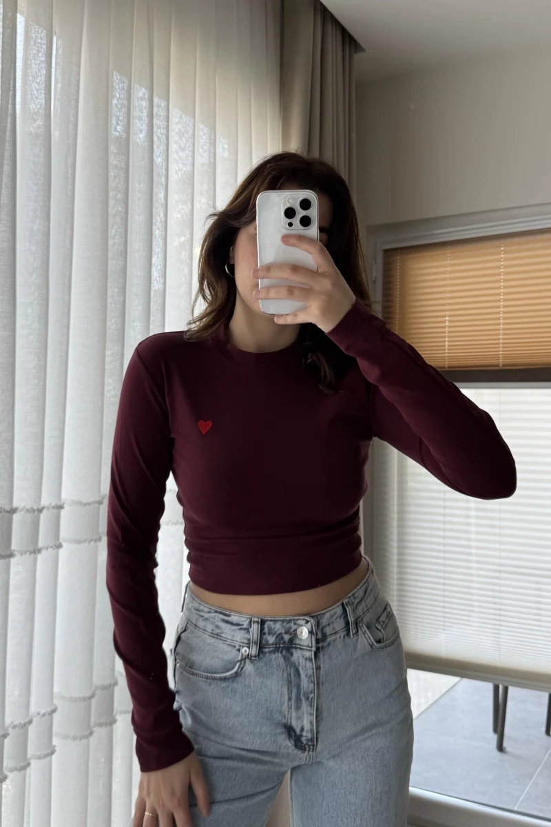 Kalp Nakışlı Crop Body Bordo