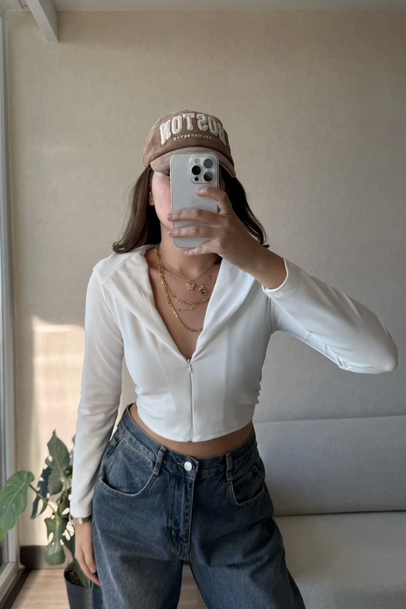 Kapüşonlu Beyaz Fitili Crop