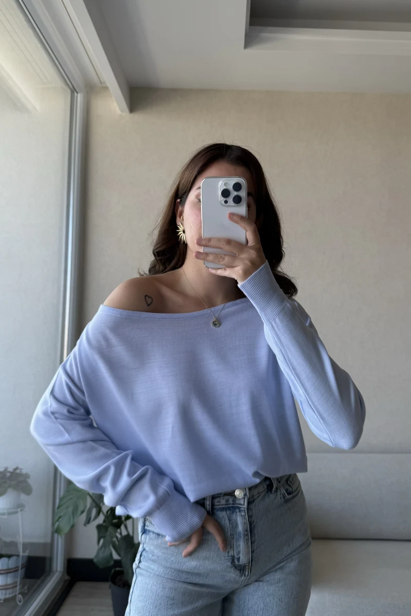 Kayık Yaka Bebe Mavisi Triko