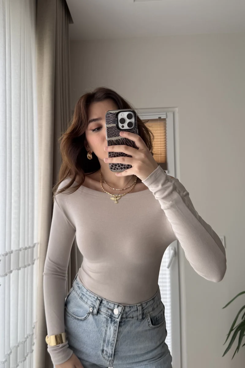 Kayık Yaka Oys Body Taş