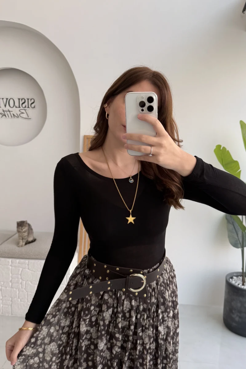 Kayık Yaka Transparan - Siyah