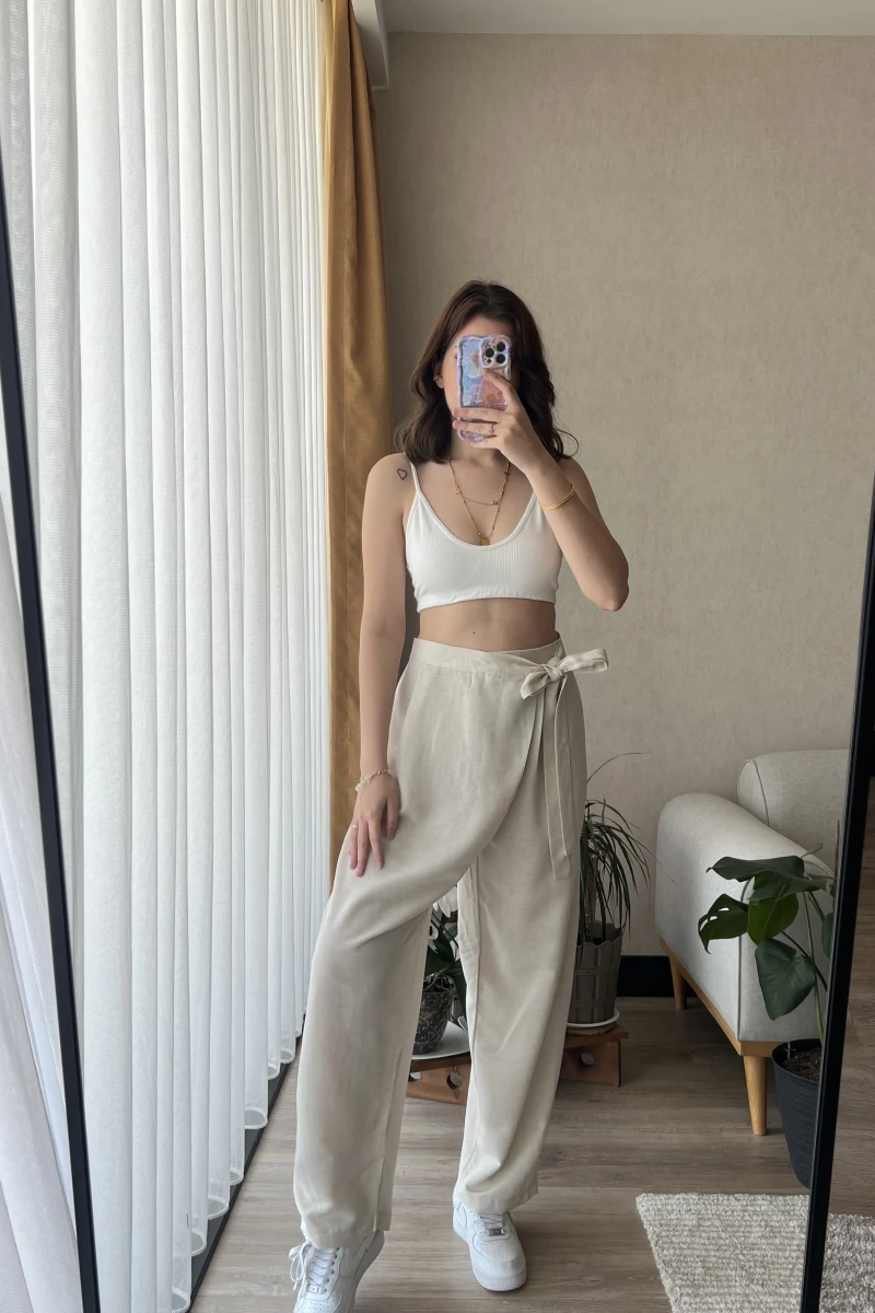 Keten Bağlamalı Krem Pantolon