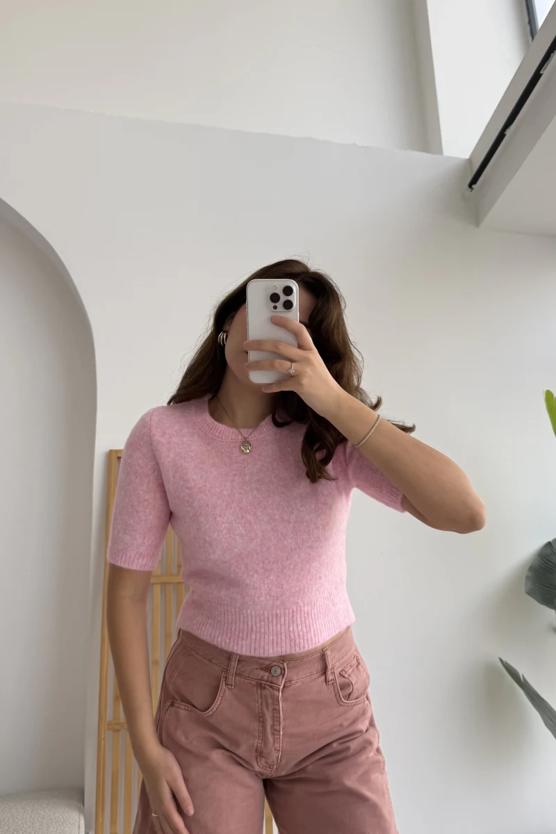 Kısa Kollu Triko Pembe Kod: 9037