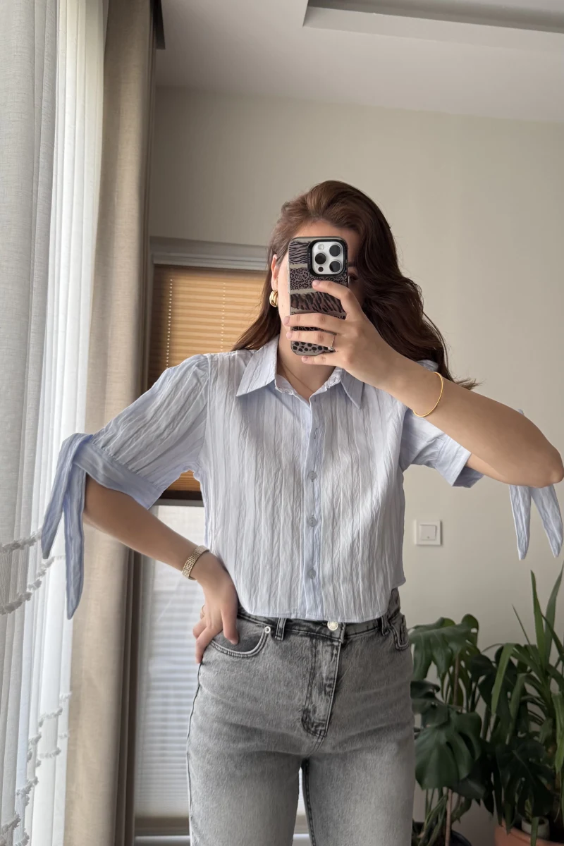 Kolları Bağlama Detay Gömlek Mavi