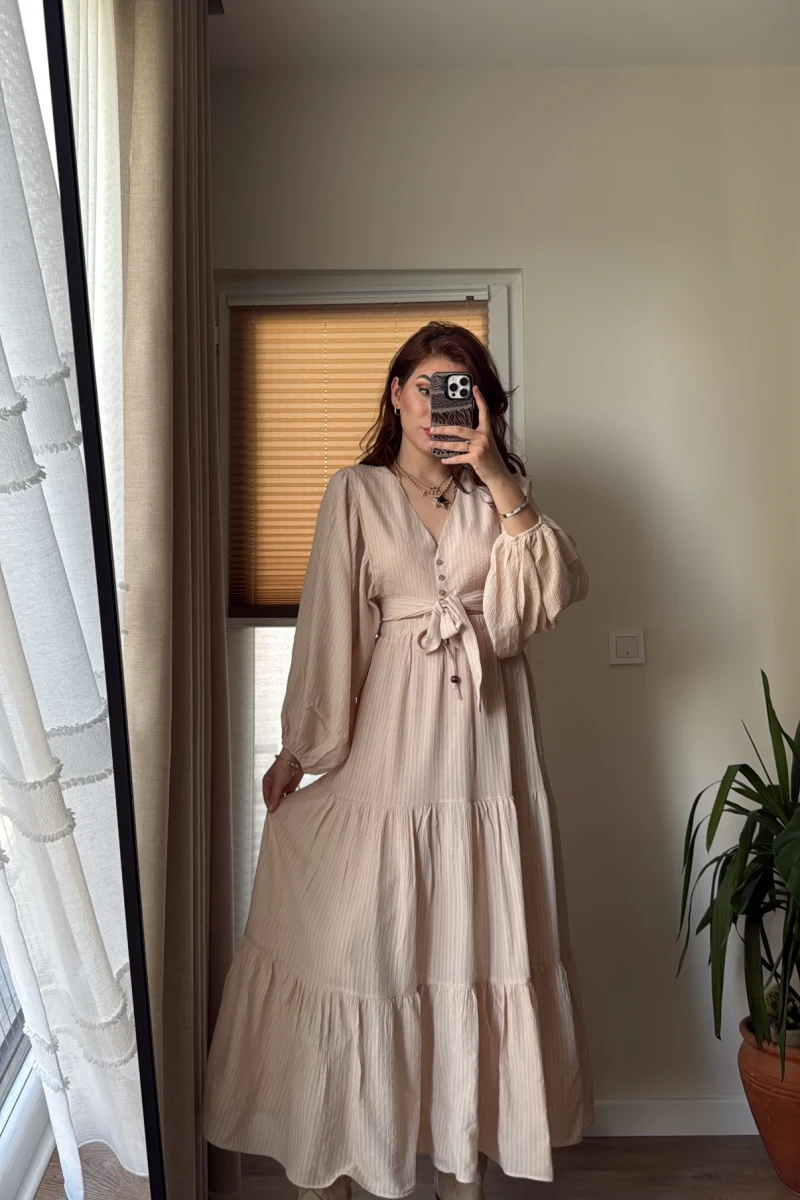 Krem Rengi Etekli Crop Takım