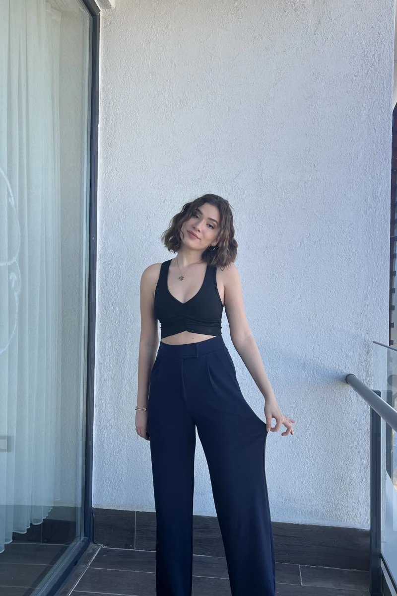 Lacivert Likralı Cırtlı Pantolon